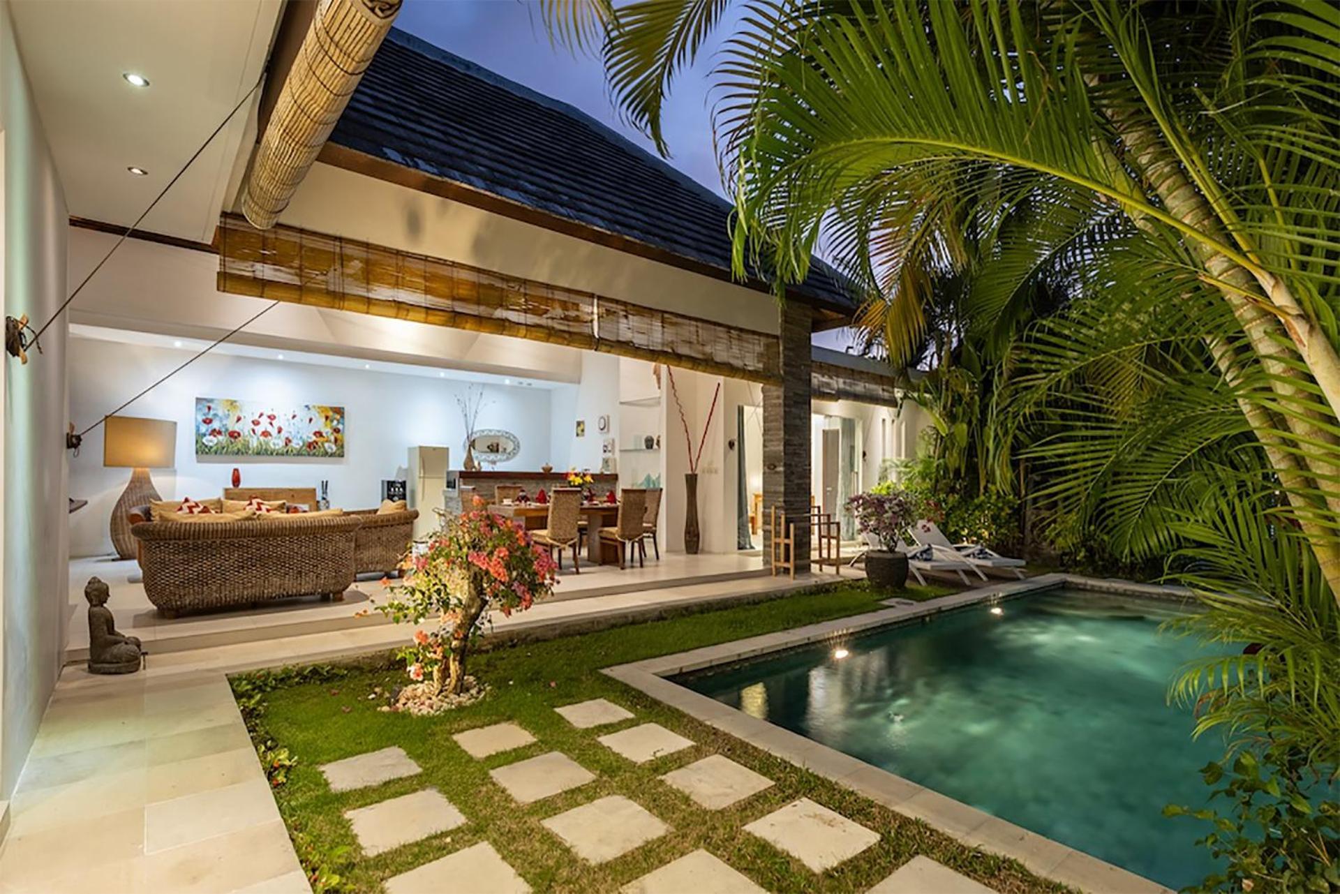 Villa Lotus By Optimum Bali Villas Seminyak  Exterior photo