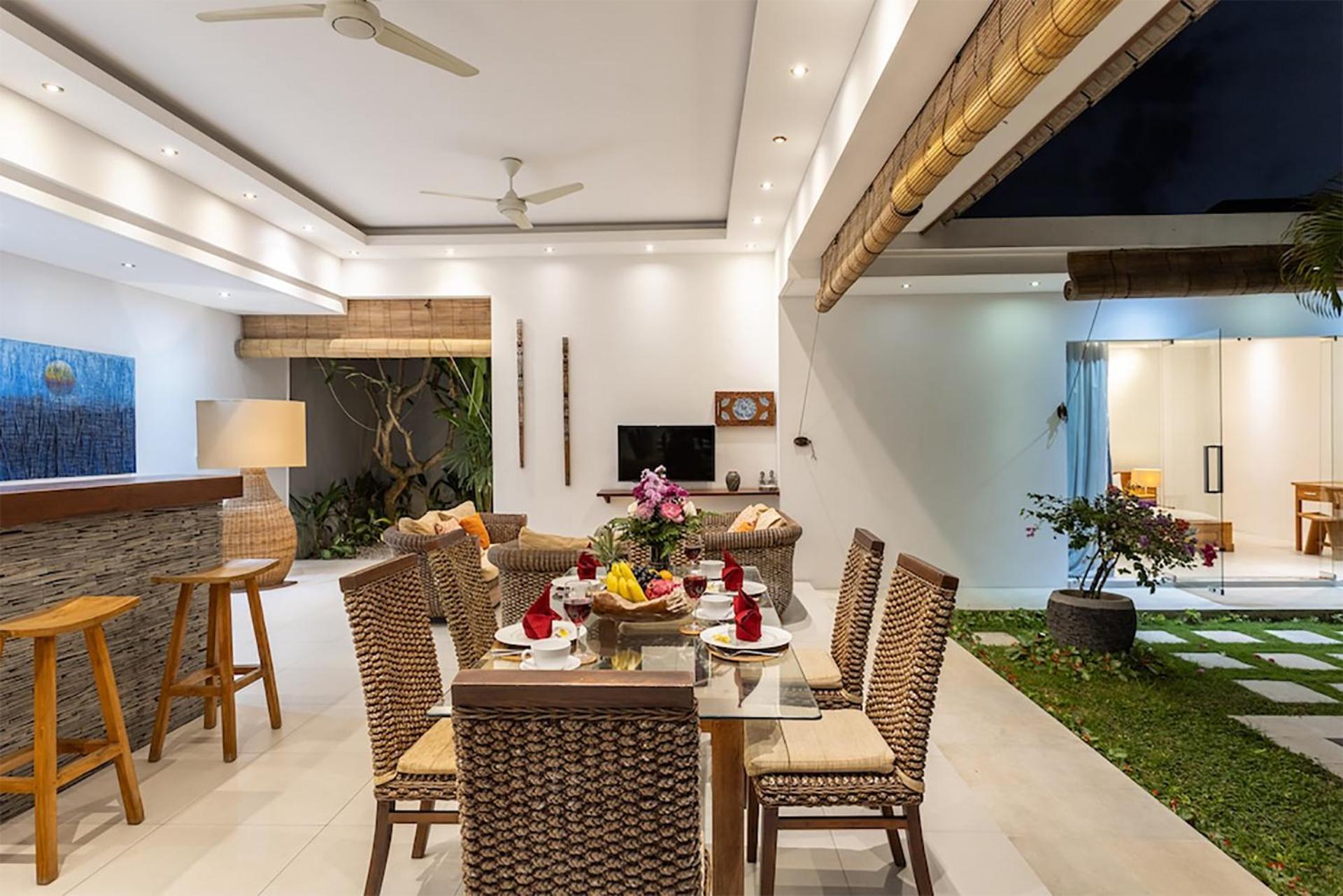 Villa Lotus By Optimum Bali Villas Seminyak  Exterior photo